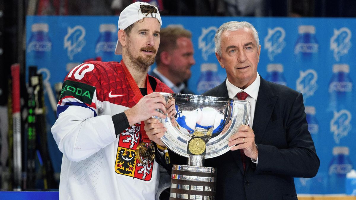 Tardif oznámil, že skončí v čele IIHF. Stane se jeho nástupcem Bříza?