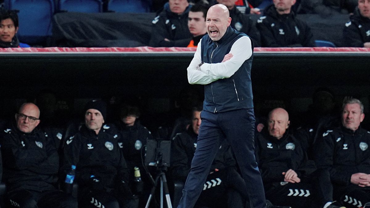 Trenér Dánů chválil špiony. Upozorňuje na výšku i souboje Čechů