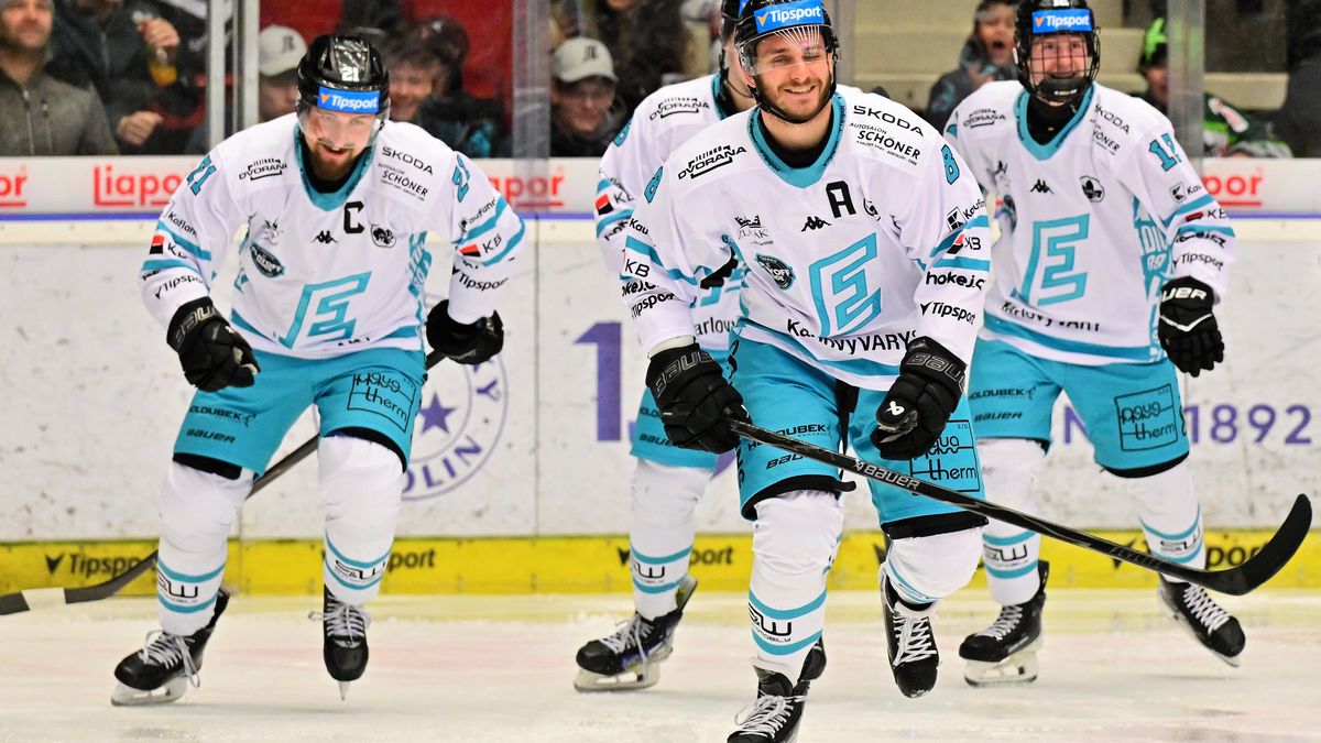 HOKEJ ONLINE: Videomomenty. Karlovy Vary drží těsný náskok, Liberec má ale šance k vyrovnání