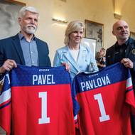 <p></p>
<p>Prezident Petr Pavel přijal sportovkyně a sportovce, kteří reprezentovali Českou republiku na zimních olympijských a paralympijských hrách, 31. března 2026, Praha.</p>
<p></p>