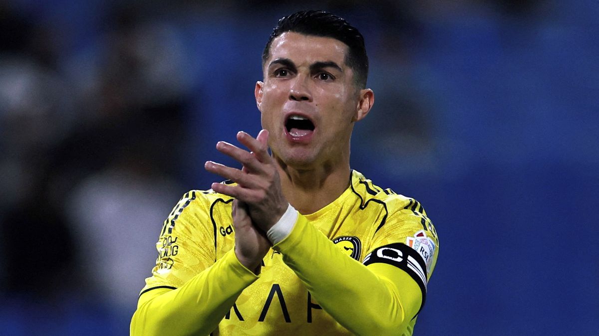 Ronaldovo letadlo opustilo Saúdskou Arábii a zamířilo do Madridu
