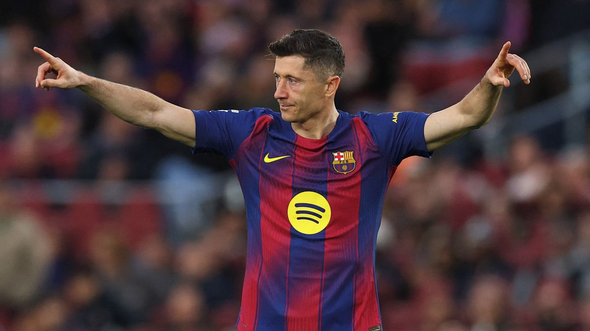 Barcelonský kanonýr Lewandowski vypadl ze hry se zlomenou očnicí