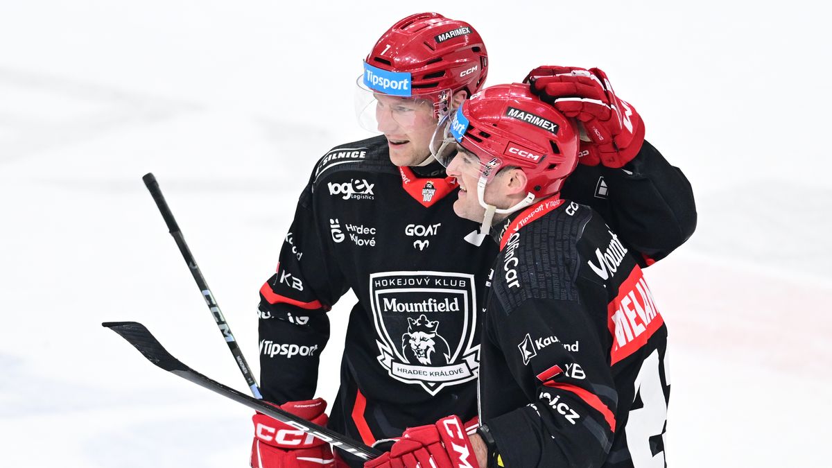 HOKEJ ONLINE: Sparta v boji o první čtyřku prohrává! Pardubice už jsou na dostřel, Kometa otáčí