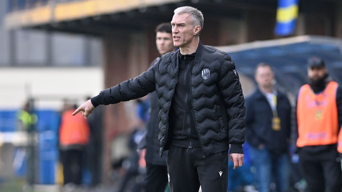 Jsem naštvaný a strašně zklamaný. Naše hra momentálně nemá parametry, zlobil se Hyský po propadáku v Karviné