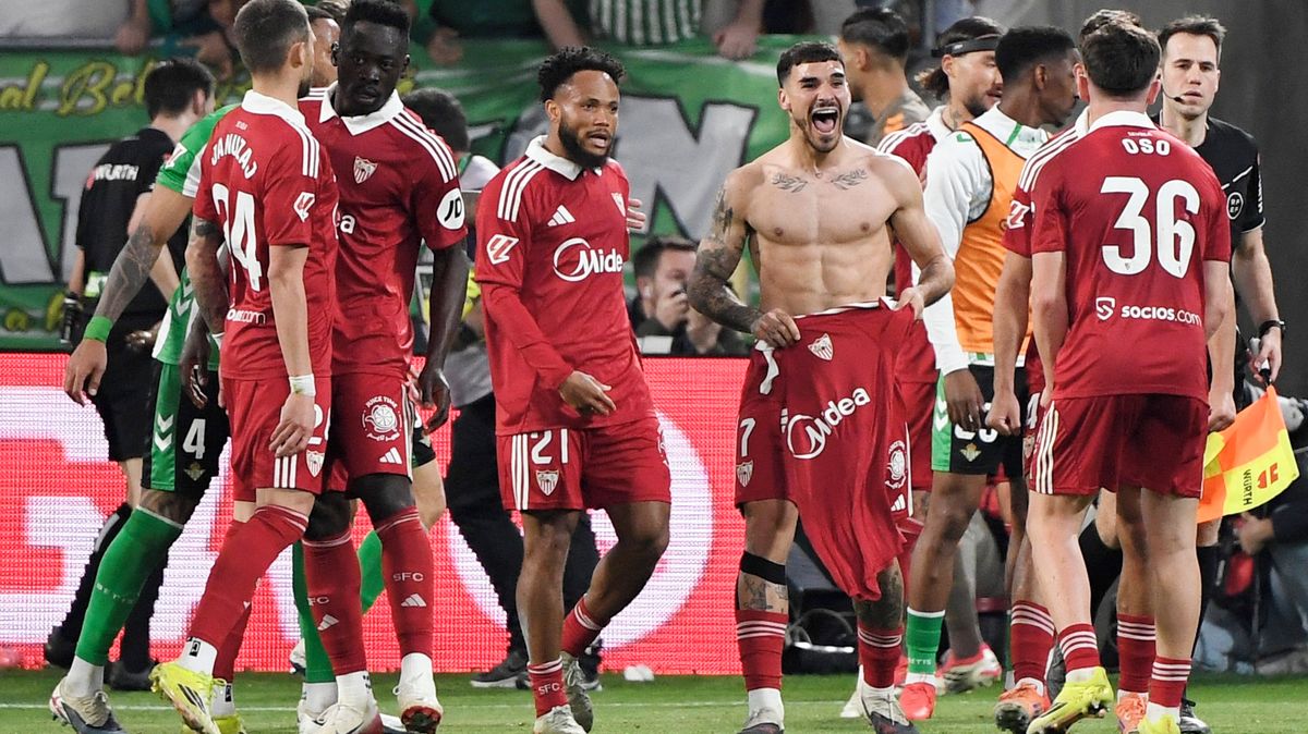 Betis v sevillském derby ztratil dvougólové vedení