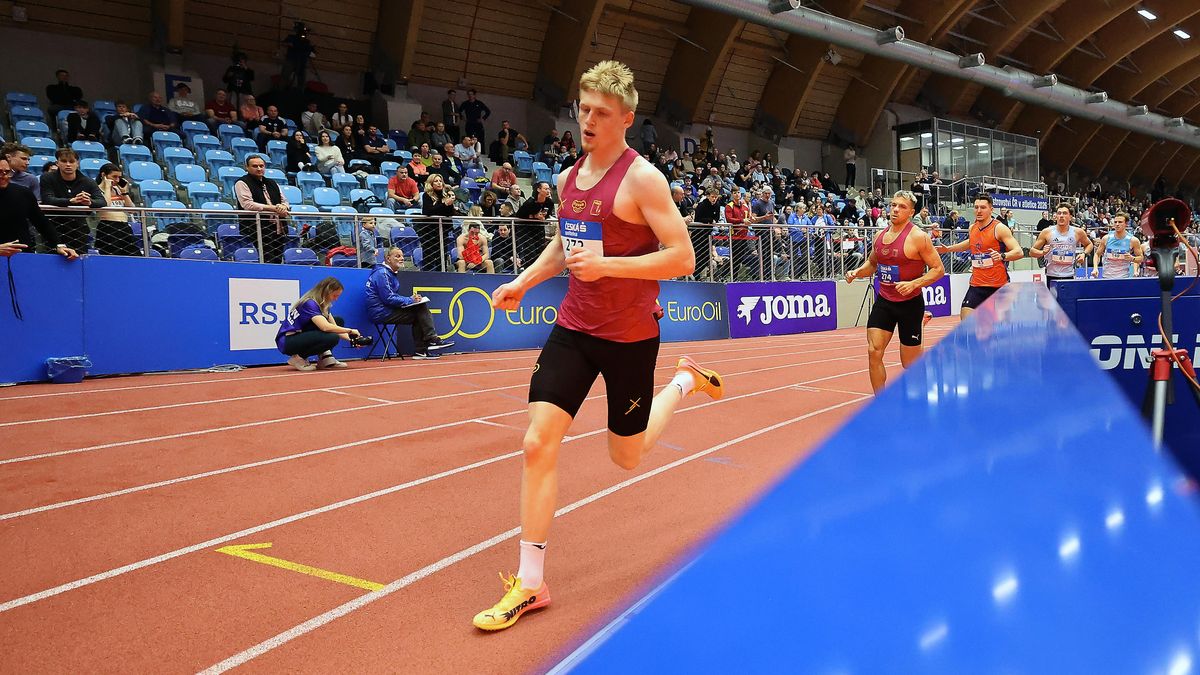 Tři Češi překonali magickou hranici! Vítěz parádní bitvy ale na mistrovství světa asi nepojede