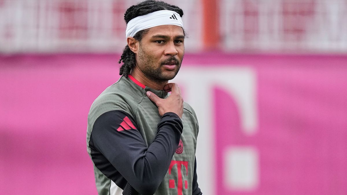 Gnabry z Bayernu si poranil stehenní sval a nejspíš přijde i o mistrovství světa