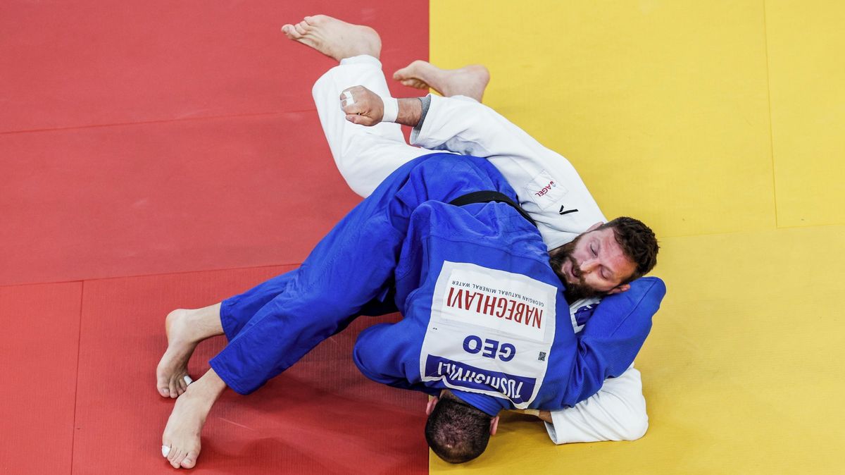 Krpálka chtěli horkokrevní fanoušci po finále svléknout. Vítěz respektuje jen jeho