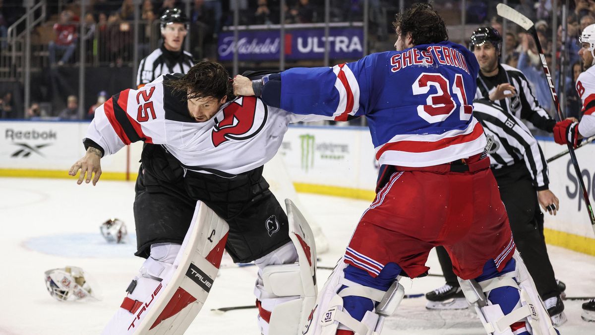 Tři bitky gólmanů během deseti týdnů. V New Yorku se oháněla pěstmi ruská superstar