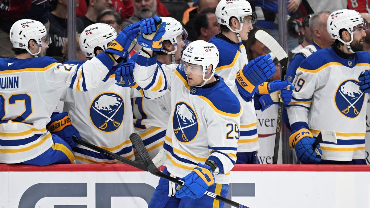 Nejčernější série v NHL oficiálně skončila. Otloukánci z Buffala se radují z návratu do play off