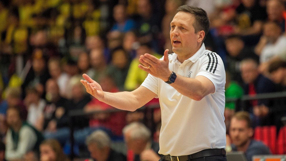 Dubaj angažovala bývalého nymburského kouče Sekuliče