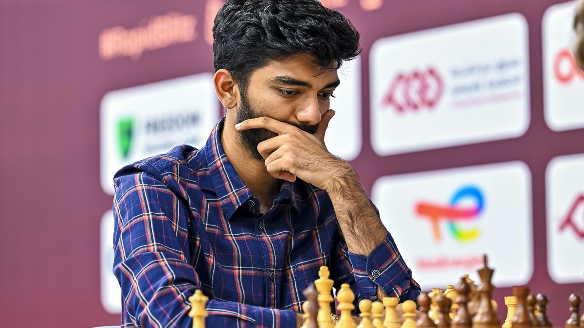 O titul šachového mistra světa se utkají dva mladíci, Gukeše vyzve Sindarov