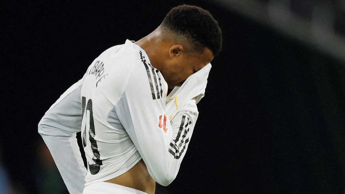 Mbappé kvůli zranění nedohrál, do MS by ale měl být v pořádku