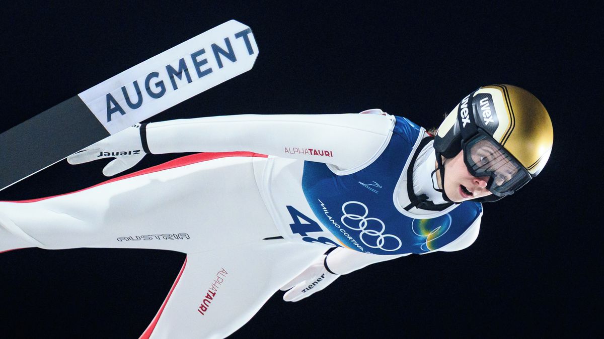 Konec ve 24 letech. Rakouská skokanka na lyžích překvapila