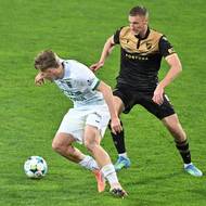 Zleva Pavel Kačor z Karviné a Ondřej Kričfaluši z Ostravy. 