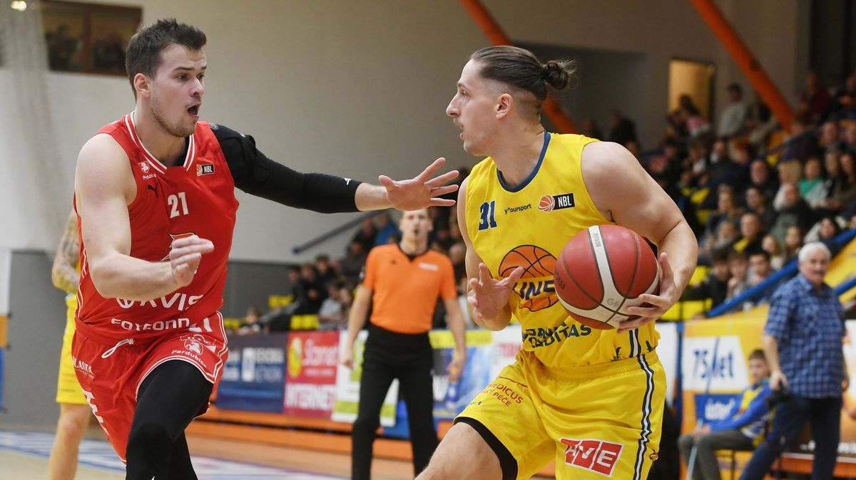 Pivot Kovář zůstane v Pardubicích