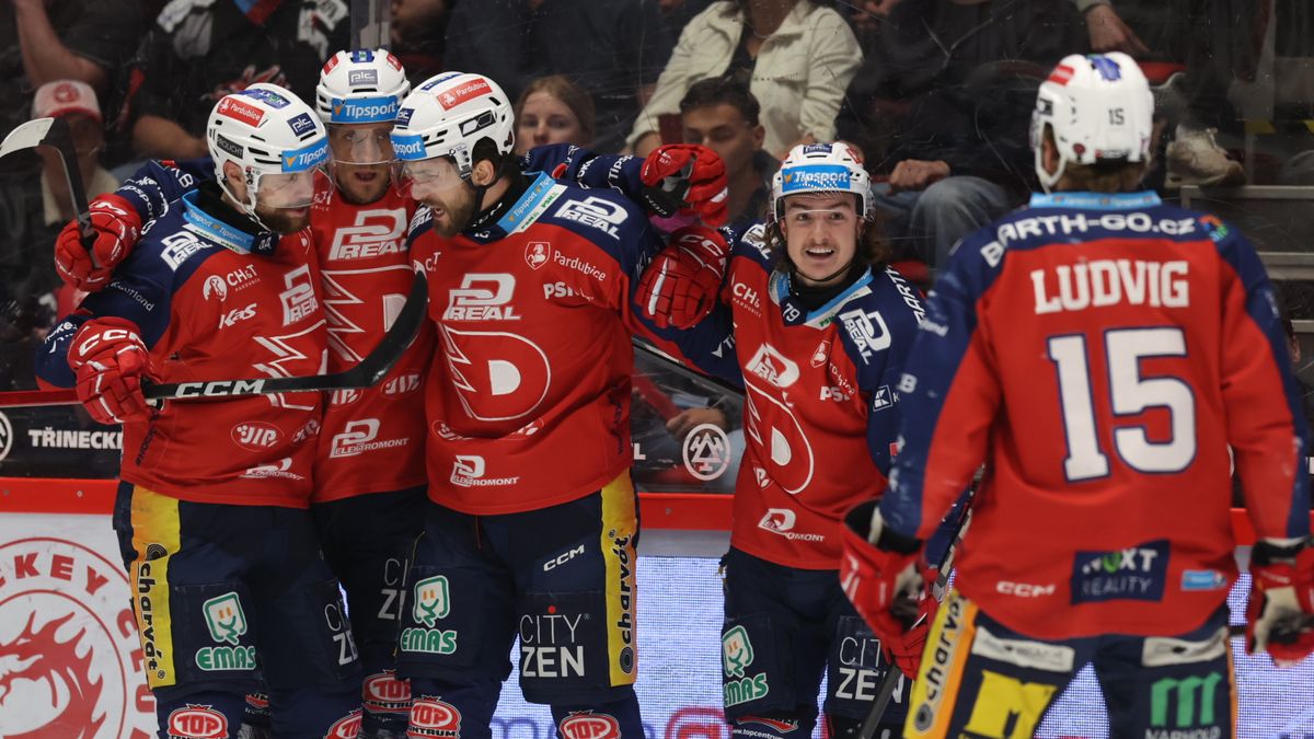 HOKEJ ONLINE: Videomomenty. Dynamo i bez Sedláka otáčí v Třinci skóre