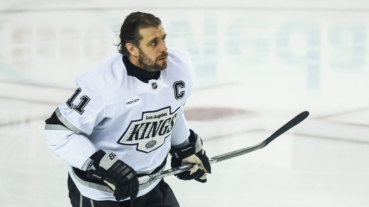 Slovinec Kopitar může počtvrté získat trofej pro největšího gentlemana NHL