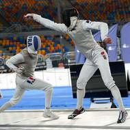 V napínavém semifinále porazil Francouze Anase Ananea 15:12. 