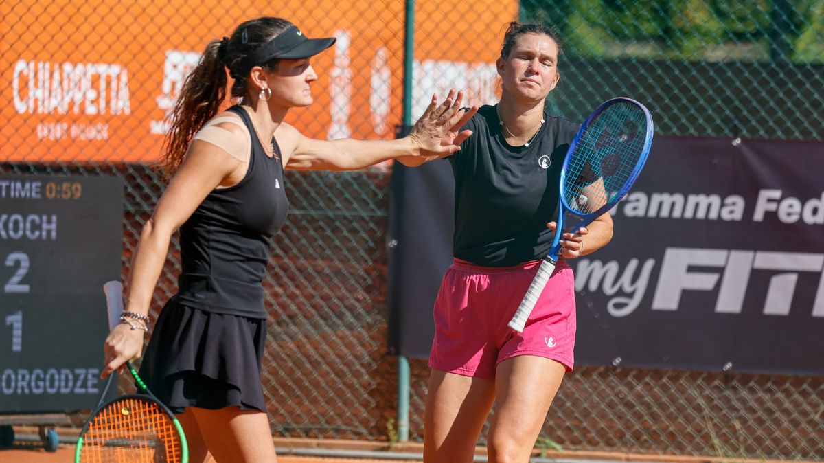 Tenistky Malečková a Škoch mají první společný titul