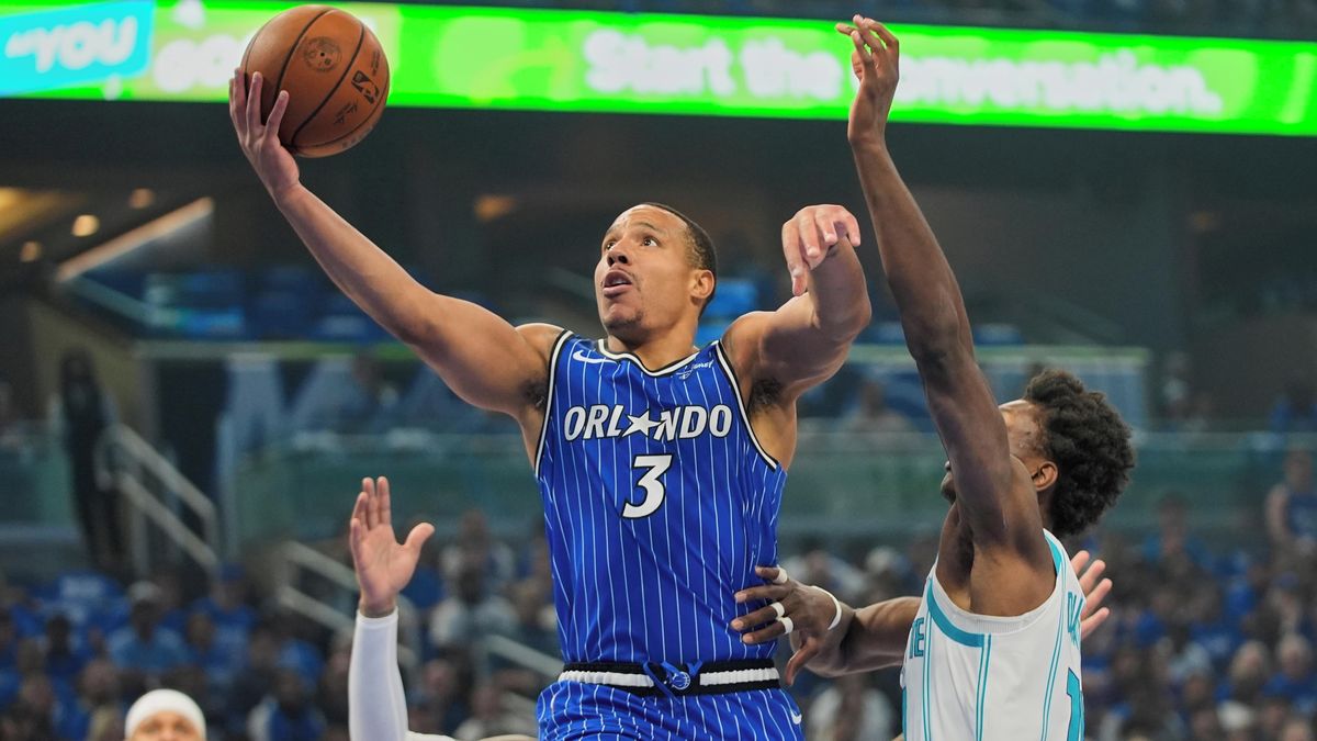 Basketbalisté Orlanda a Phoenixu si v předkole zajistili místo v play off NBA