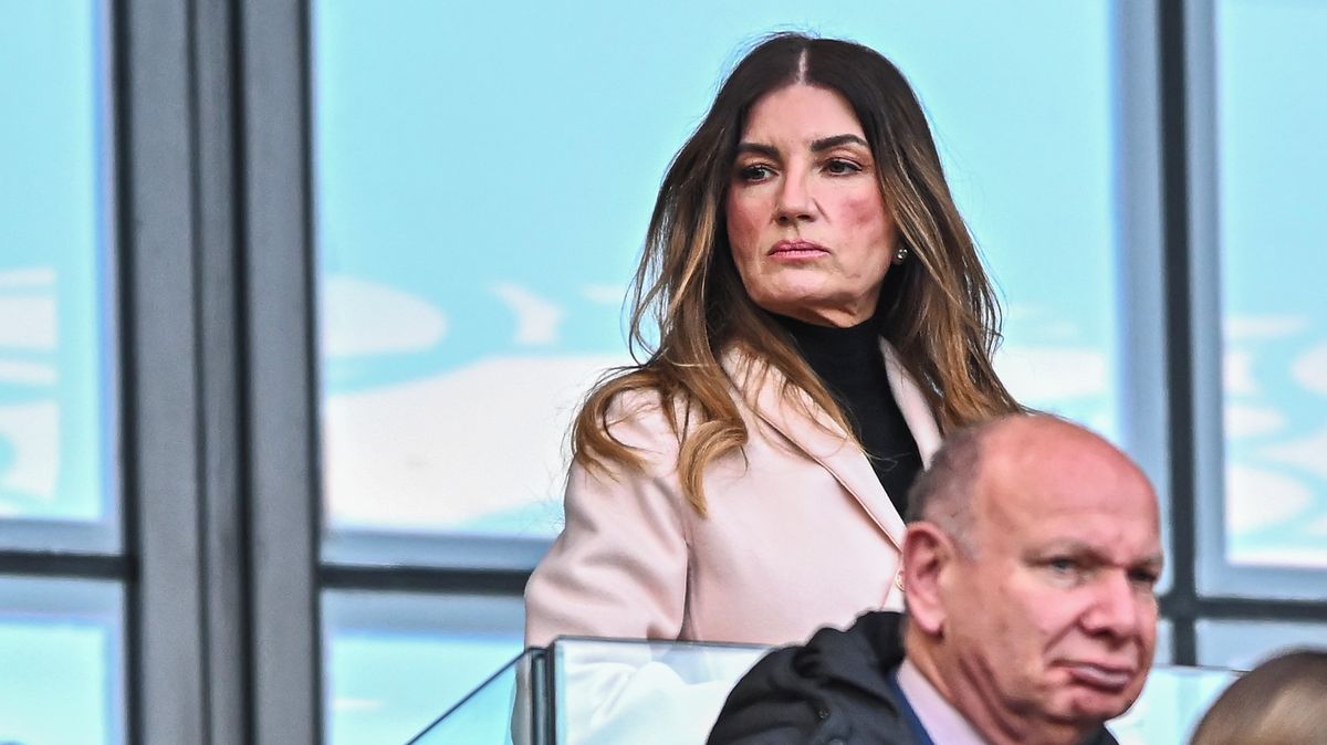 Místopředsedkyně West Hamu oznámila rezignaci. Křetínský jí děkuje