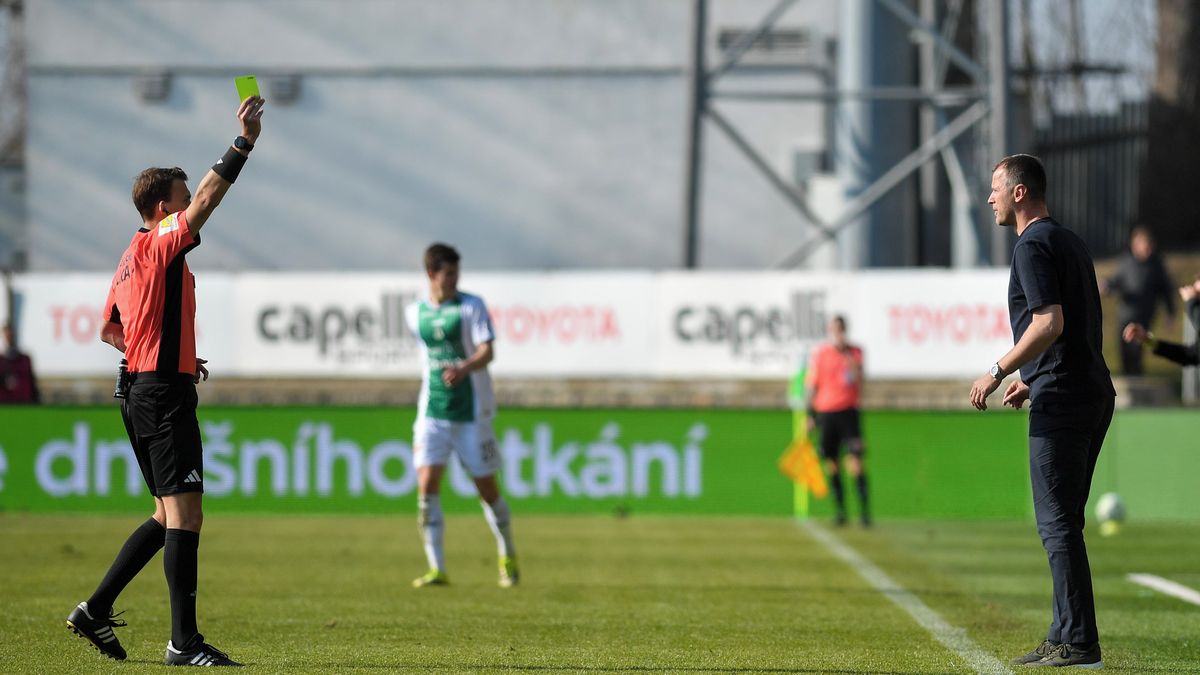 Baník grilovali fanoušci. Řekli trefná slova, fackuje nás to ze všech stran, hořekoval Kričfaluši