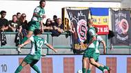 FOTBAL ONLINE: Průšvih pro Spartu na Bohemce! Slavia využila přesilovku. Plzeň vede na Baníku