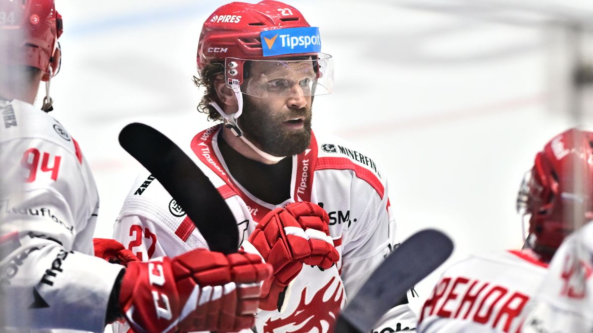 HOKEJ ONLINE: Videomomenty. Třinec rychle odpovídá, veterán Růžička snižuje