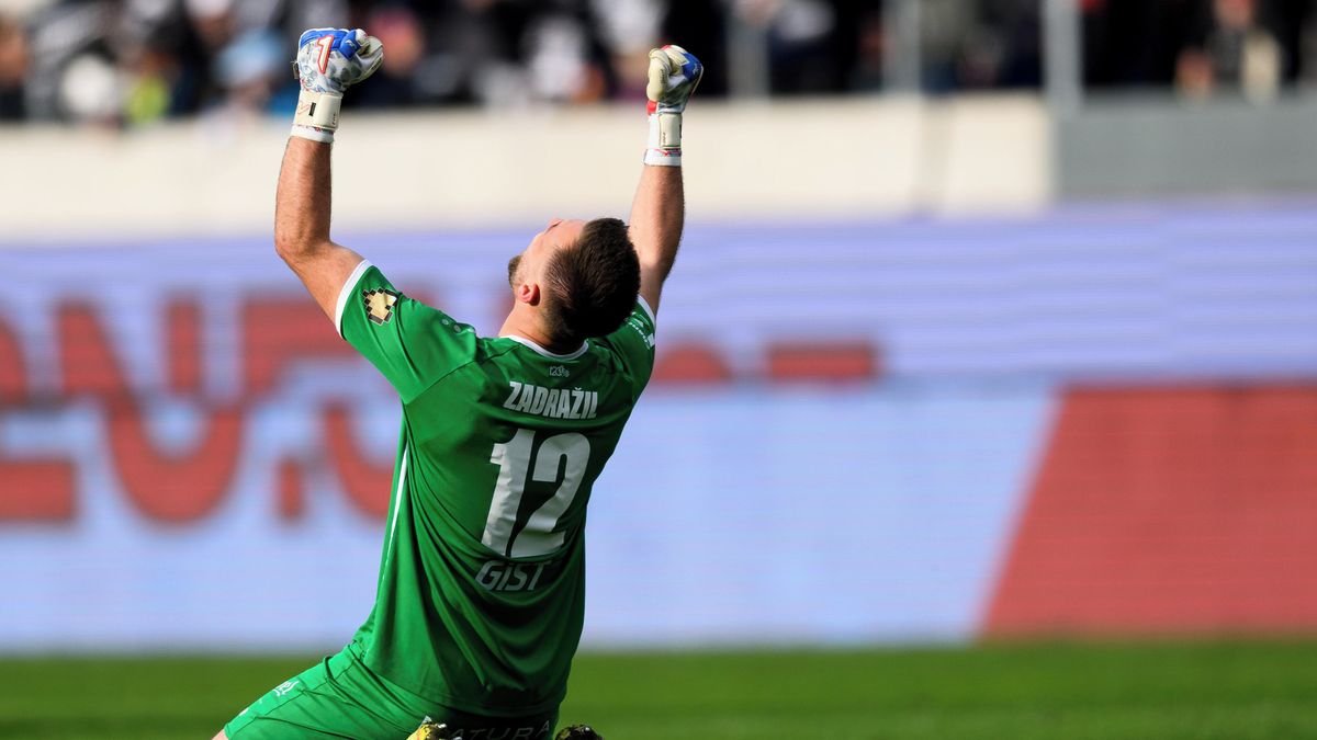 Fantastický Zadražil! Horejš ho vychválil, řešila se i jeho budoucnost