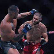 Jiří Procházka (vpravo) v souboji s Carlosem Ulbergem.