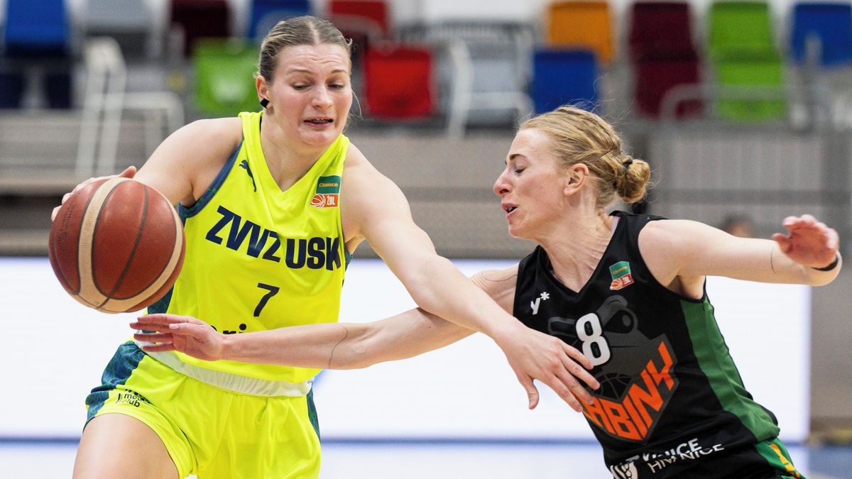 Dominance. Basketbalistky USK Praha deklasovaly v prvním finále Žabiny