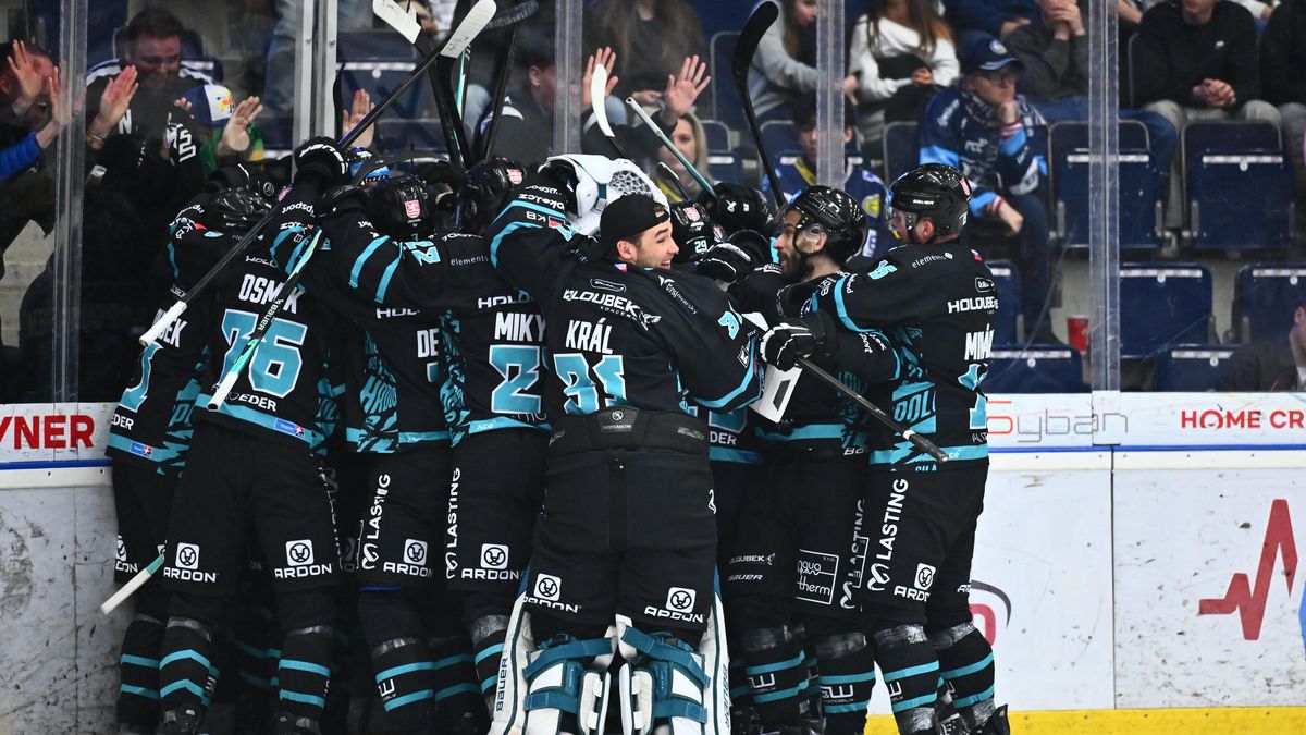 Neskutečný comeback, nula faulů, rekordní teenager. Sedm momentů čtvrtfinále mezi Libercem a Energií