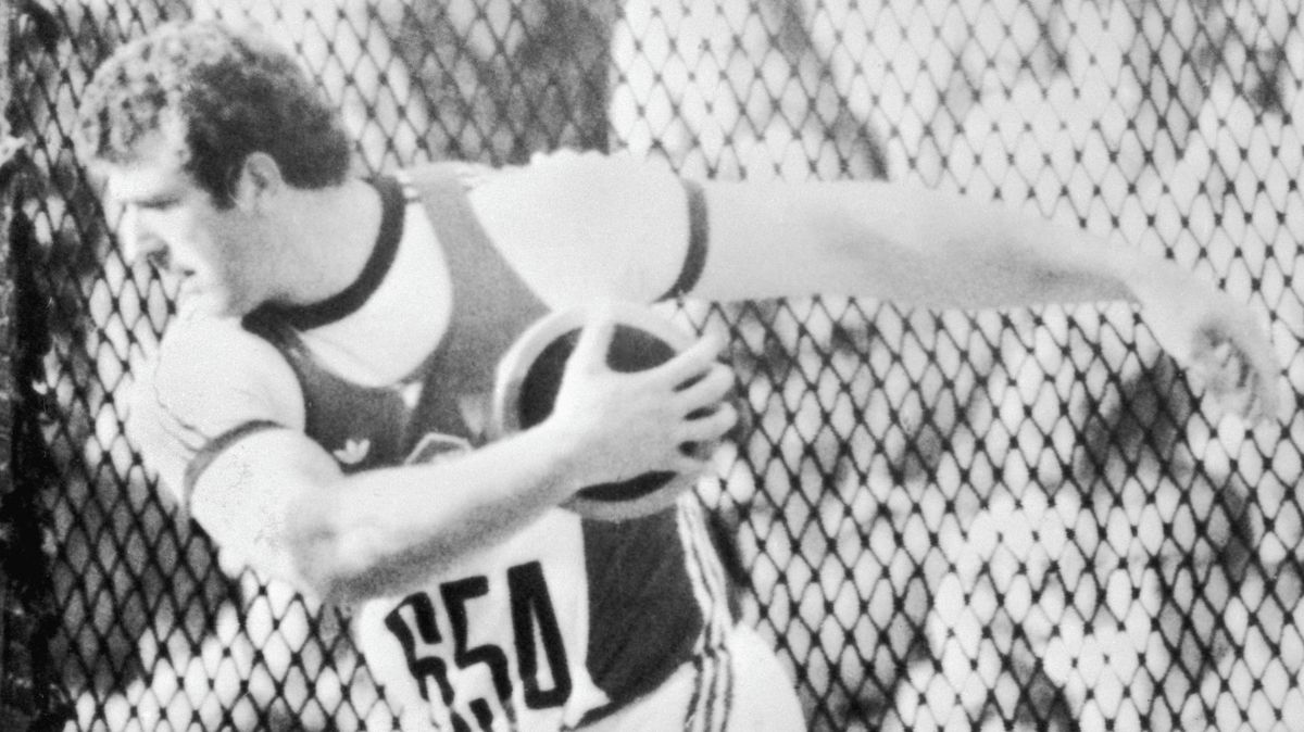 Zemřel legendární diskař Imrich Bugár