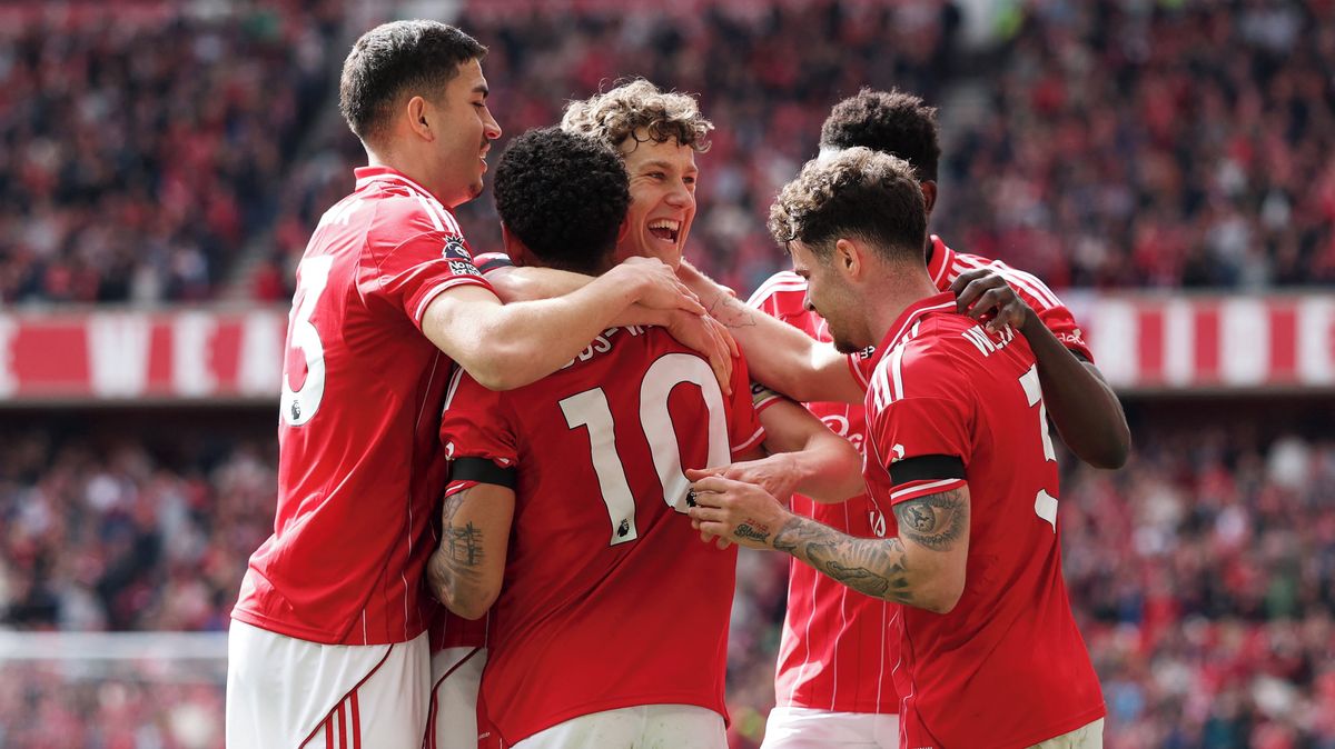 Fotbalisté Nottinghamu díky hattricku Gibbse-Whitea porazili Burnley