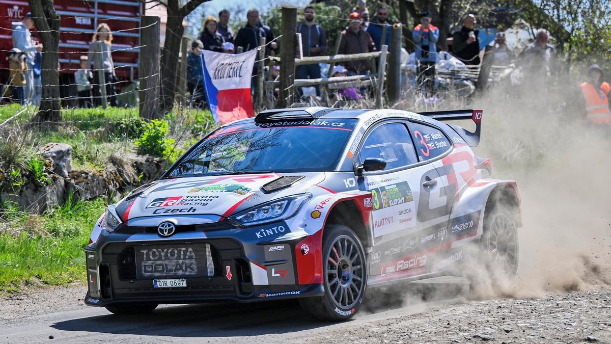 Mareš ovládl Rallye Šumava Klatovy