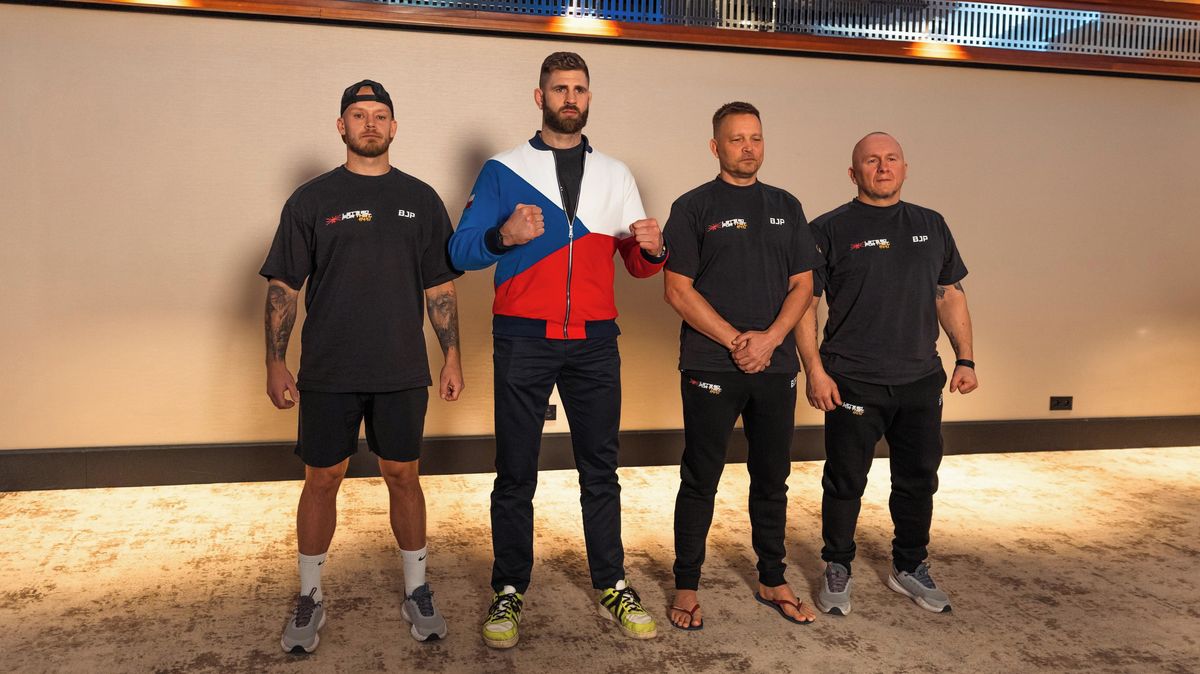 Procházka sklízí v zámoří chválu. Je správné, aby se stal šampionem, tvrdí expert