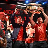 <p>Příjezd hokejistů Dynamo Pardubice, 28. dubna 2026, Pardubice.</p>