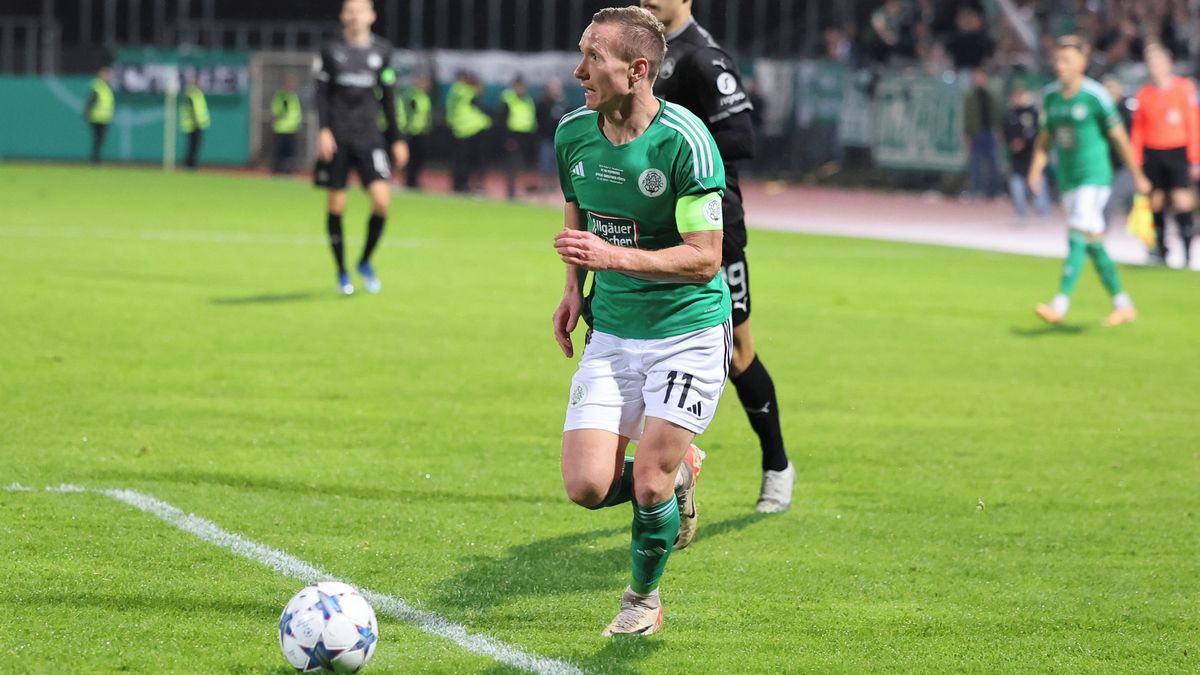 Tragické chvíle. Fotbalistovi zemřela žena jen pár dní po porodu