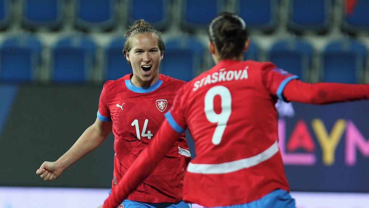 Ženská reprezentace pokračuje v boji o MS. Inspirací je postup mužů, říká trenérka