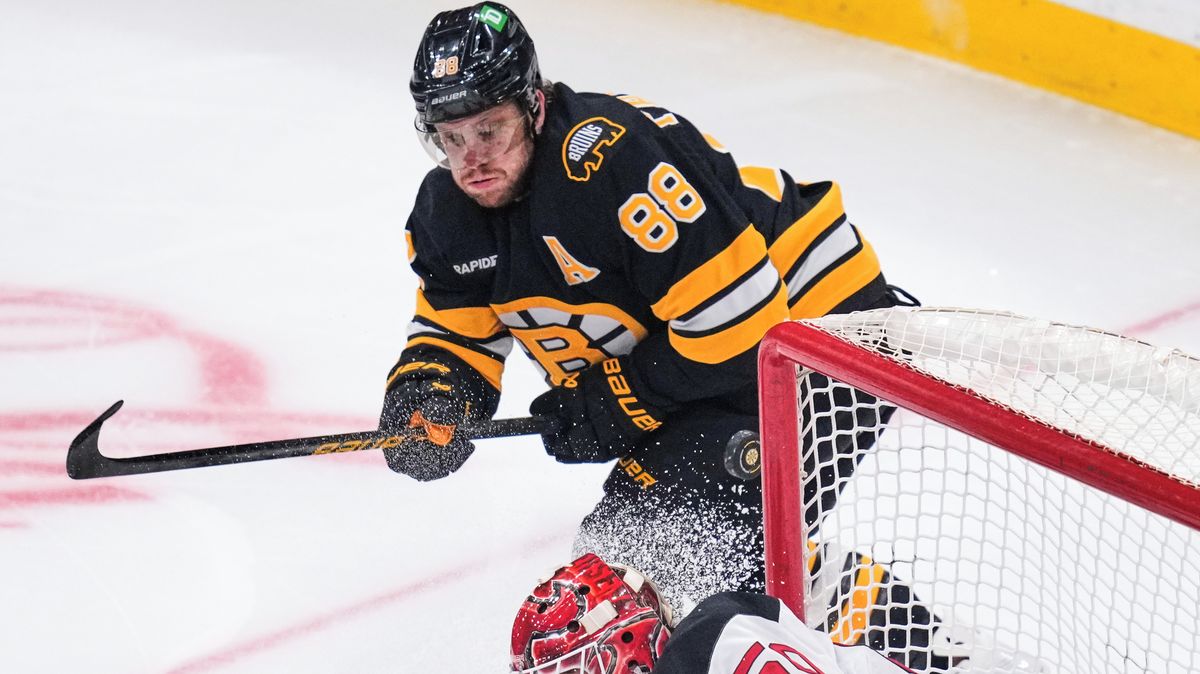 Velký český večer v NHL! Pastrňák i Nečas dosáhli na magickou metu