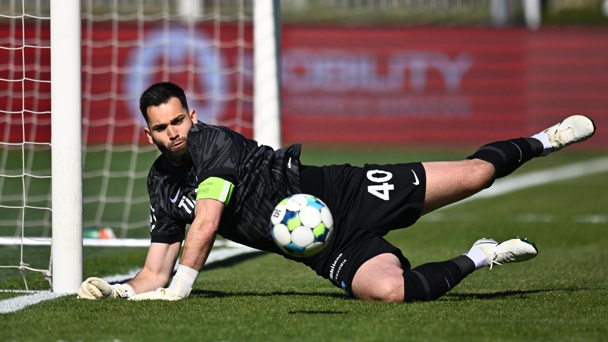 Liberec slaví po šesti letech skupinu o titul. Spadl mi kámen ze srdce, přiznal snílek Koubek