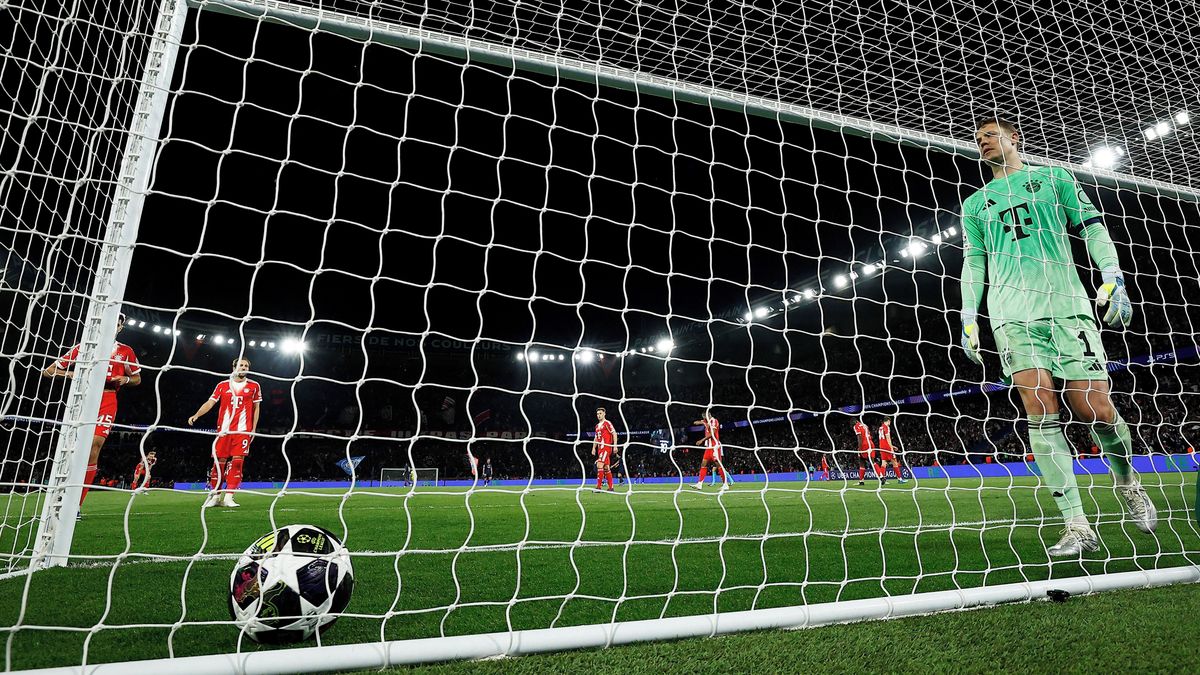 Provokace? Neúcta? Podavač míčů škádlil brankáře Bayernu