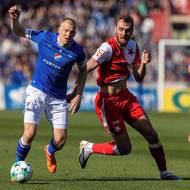 Zleva Michal Frydrych z Ostravy a Tomáš Chorý ze Slavie