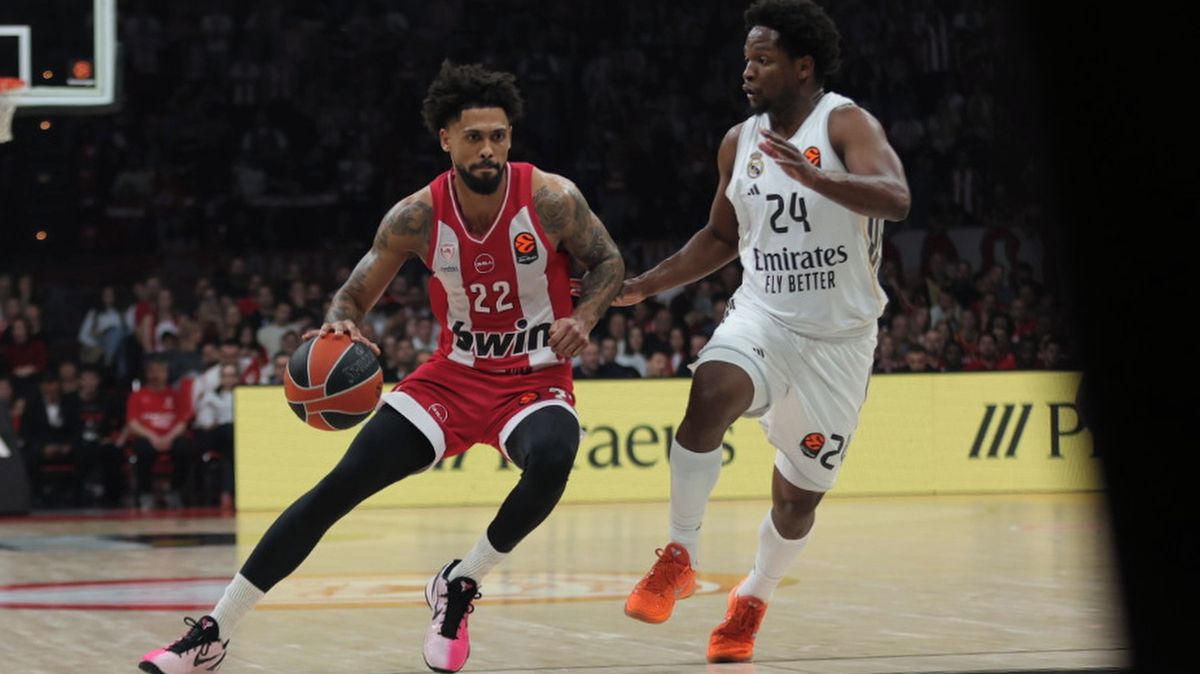Olympiakos znovu ovládl základní část Evropské ligy basketbalistů