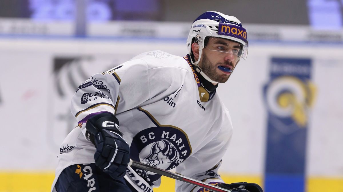 Hokejový obránce Sýkora z Kolína bude působit v Hradci Králové