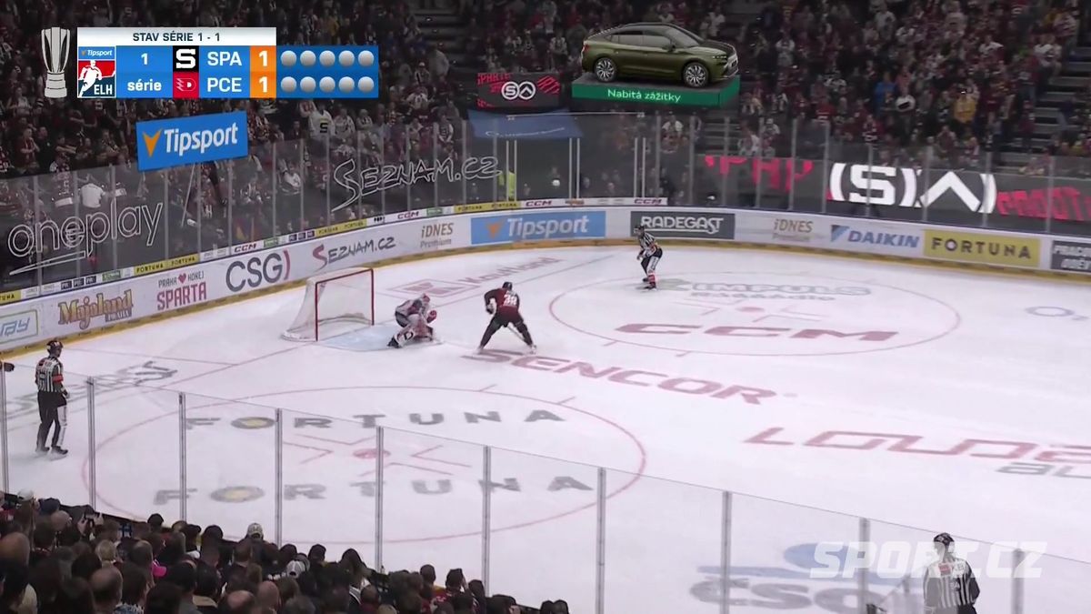 Nájezdy jsou loterie, mělo by se prodlužovat do rozhodnutí, štve Nedvěda. Sedlák souhlasí