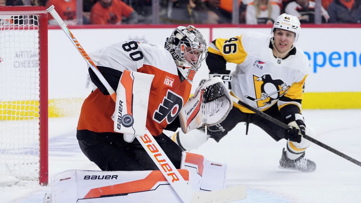 Vladař vychytal třetí výhru Philadelphie, zápas zpestřila hromadná bitka