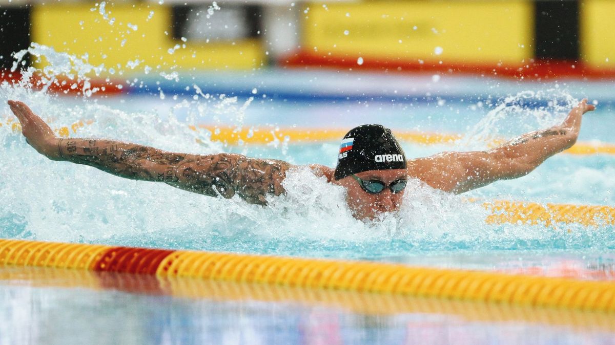 Norsko nebude kvůli návratu Rusů a Bělorusů hostit plavecké šampionáty