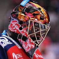 Brankář Malcolm Subban z Pardubic.